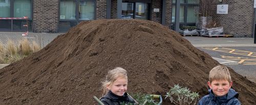 HortLoam donation to Green Park Primary and Nursery School